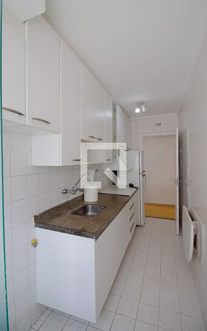 Apartamento à venda com 50m², 2 quartos e 2 vagas Apartamento à venda com 50m², 2 quartos e 2 vagasCozinha