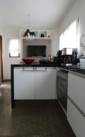 Apartamento para alugar com 250m², 3 quartos e 3 vagascozinha