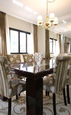 Apartamento para alugar com 250m², 3 quartos e 3 vagassala