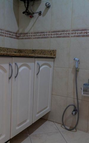 Apartamento à venda com 90m², 3 quartos e 1 vaga Apartamento à venda com 90m², 3 quartos e 1 vagaBanheiro