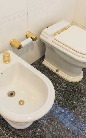 Casa à venda com 300m², 3 quartos e 3 vagasBanheiro Suite