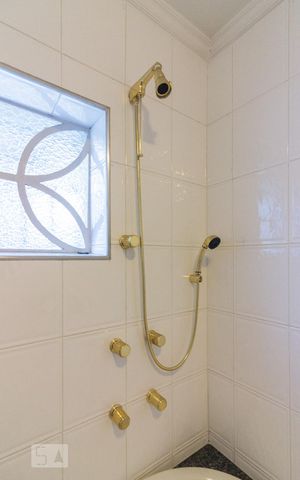 Casa à venda com 300m², 3 quartos e 3 vagasBanheiro Suite