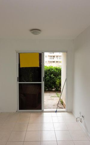 Apartamento à venda com 75m², 3 quartos e 1 vaga Apartamento à venda com 75m², 3 quartos e 1 vagaSala