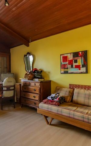 Casa à venda com 300m², 3 quartos e 3 vagasDormitório 2