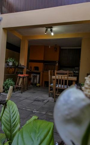 Casa à venda com 300m², 3 quartos e 3 vagasChurrasqueira