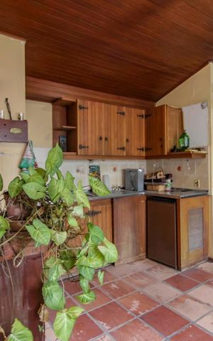 Casa à venda com 300m², 3 quartos e 3 vagasSalão de festas