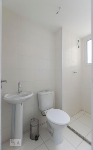 Apartamento para alugar com 41m², 2 quartos e sem vagaBanheiro