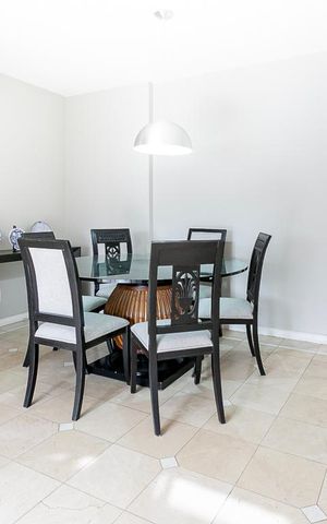 Apartamento à venda com 176m², 3 quartos e 2 vagas Apartamento à venda com 176m², 3 quartos e 2 vagasSala