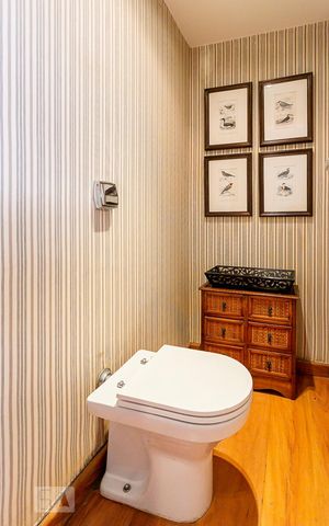Apartamento à venda com 176m², 3 quartos e 2 vagas Apartamento à venda com 176m², 3 quartos e 2 vagasLavabo - Cobertura