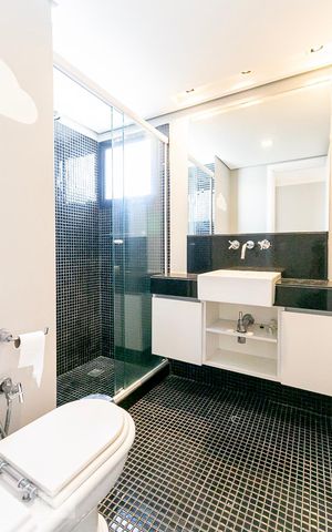 Apartamento à venda com 176m², 3 quartos e 2 vagas Apartamento à venda com 176m², 3 quartos e 2 vagasBanheiro