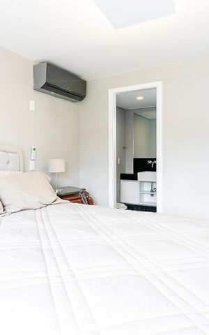 Apartamento à venda com 176m², 3 quartos e 2 vagas Apartamento à venda com 176m², 3 quartos e 2 vagasSuite