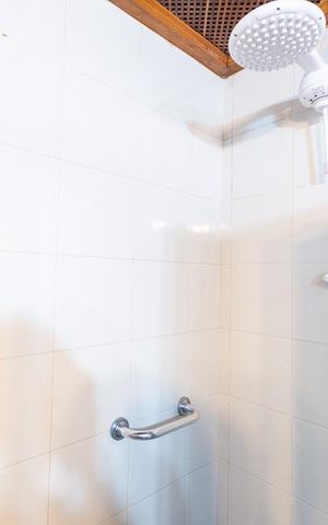 Casa à venda com 500m², 4 quartos e 2 vagas Casa à venda com 500m², 4 quartos e 2 vagasBanheiro Suite 2
