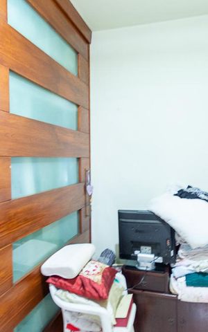 Casa à venda com 500m², 4 quartos e 2 vagas Casa à venda com 500m², 4 quartos e 2 vagasQuarto 1