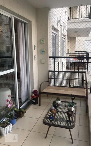 Apartamento para alugar com 64m², 2 quartos e 2 vagas Apartamento para alugar com 64m², 2 quartos e 2 vagasVaranda