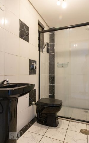 Apartamento para alugar com 70m², 3 quartos e 2 vagas Apartamento para alugar com 70m², 3 quartos e 2 vagasBanheiro