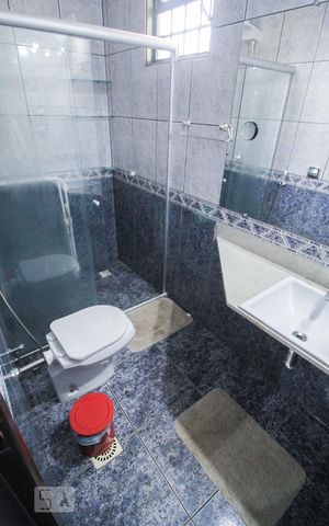 Casa à venda com 240m², 4 quartos e 2 vagasBanheiro da Suíte 2