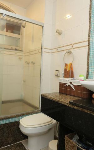 Apartamento à venda com 73m², 2 quartos e sem vagaBanheiro
