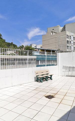 Apartamento à venda com 73m², 2 quartos e sem vaga Apartamento à venda com 73m², 2 quartos e sem vagaTerraço - Área Comum.