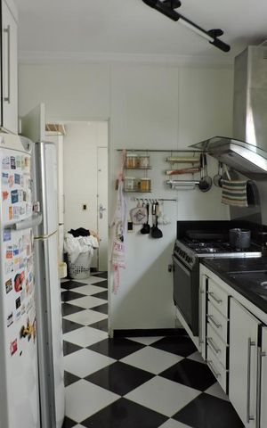 Apartamento à venda com 168m², 3 quartos e 3 vagasCozinha