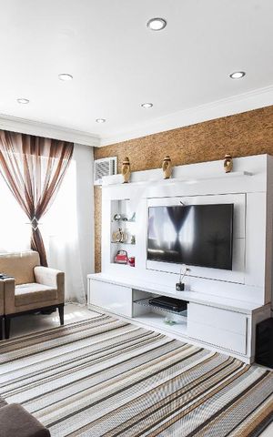 Casa à venda com 130m², 3 quartos e 2 vagas Casa à venda com 130m², 3 quartos e 2 vagasSala