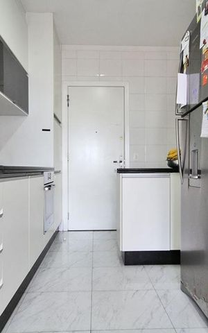Apartamento para alugar com 103m², 3 quartos e 2 vagasCozinha