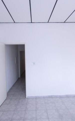 Casa para alugar com 250m², 2 quartos e 2 vagasQuarto 1