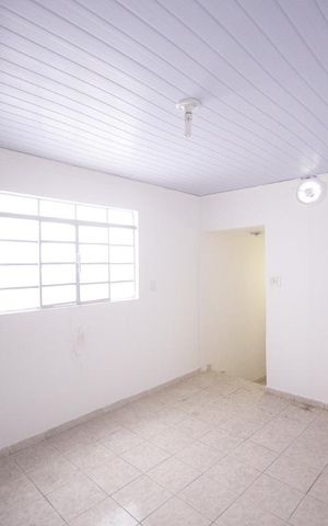 Casa para alugar com 250m², 2 quartos e 2 vagasCozinha