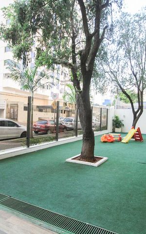 Apartamento para alugar com 200m², 4 quartos e 4 vagasÁrea Comum - Playground