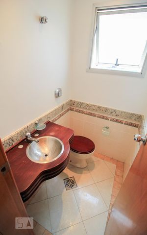 Apartamento para alugar com 200m², 4 quartos e 4 vagasLavabo superior