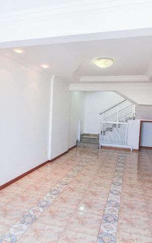 Apartamento para alugar com 200m², 4 quartos e 4 vagasSala