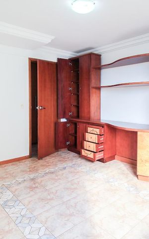 Apartamento para alugar com 200m², 4 quartos e 4 vagasSuíte 2