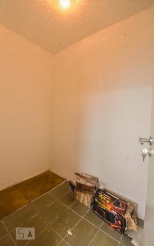 Apartamento à venda com 96m², 3 quartos e 1 vaga Apartamento à venda com 96m², 3 quartos e 1 vagaQuarto de Serviços