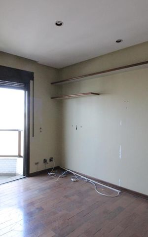 Apartamento à venda com 400m², 5 quartos e 4 vagasQuarto 5