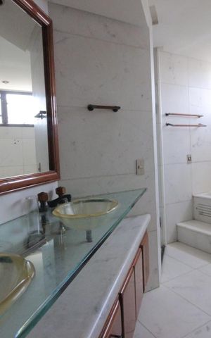 Apartamento à venda com 400m², 5 quartos e 4 vagasSuíte Quarto 4