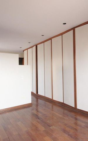 Apartamento à venda com 400m², 5 quartos e 4 vagasQuarto 3