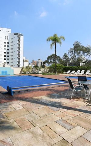 Apartamento para alugar com 176m², 3 quartos e 3 vagaspiscina