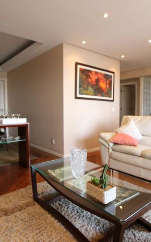 Apartamento para alugar com 176m², 3 quartos e 3 vagassala