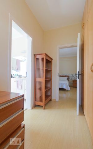 Casa à venda com 350m², 4 quartos e 3 vagasCloset da Suíte