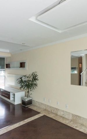 Casa à venda com 230m², 3 quartos e 4 vagasSala