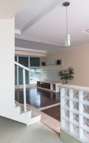 Casa à venda com 230m², 3 quartos e 4 vagasCozinha