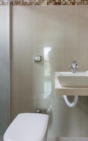 Casa à venda com 230m², 3 quartos e 4 vagasBanheiro Suite