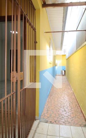 Casa para alugar com 50m², 1 quarto e sem vagaQuintal