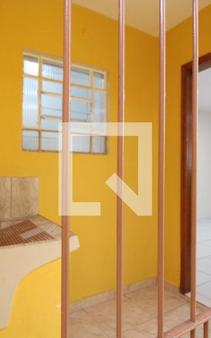 Casa para alugar com 50m², 1 quarto e sem vagaÁrea de Serviço