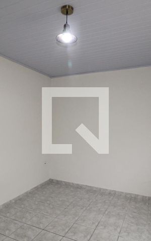 Casa para alugar com 50m², 1 quarto e sem vagaQuarto