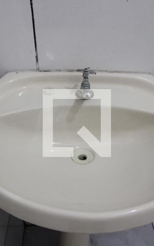 Casa para alugar com 50m², 1 quarto e sem vagaBanheiro