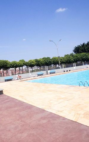 Apartamento à venda com 77m², 3 quartos e 1 vagapiscina