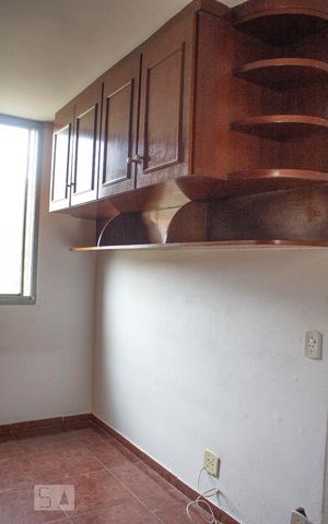 Apartamento para alugar com 75m², 3 quartos e 1 vagaquarto 3