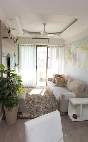 Apartamento à venda com 78m², 3 quartos e 1 vaga Apartamento à venda com 78m², 3 quartos e 1 vagaSala
