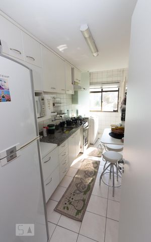 Apartamento à venda com 78m², 3 quartos e 1 vaga Apartamento à venda com 78m², 3 quartos e 1 vagaCozinha