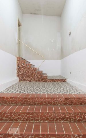 Casa para alugar com 70m², 2 quartos e sem vagaEntrada